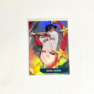 Baseball Card - Rafael Devers #SMLB-21 - Boston Red Sox - 2025 Topps Star Holo Card - Free shipping on orders over 10 dollars