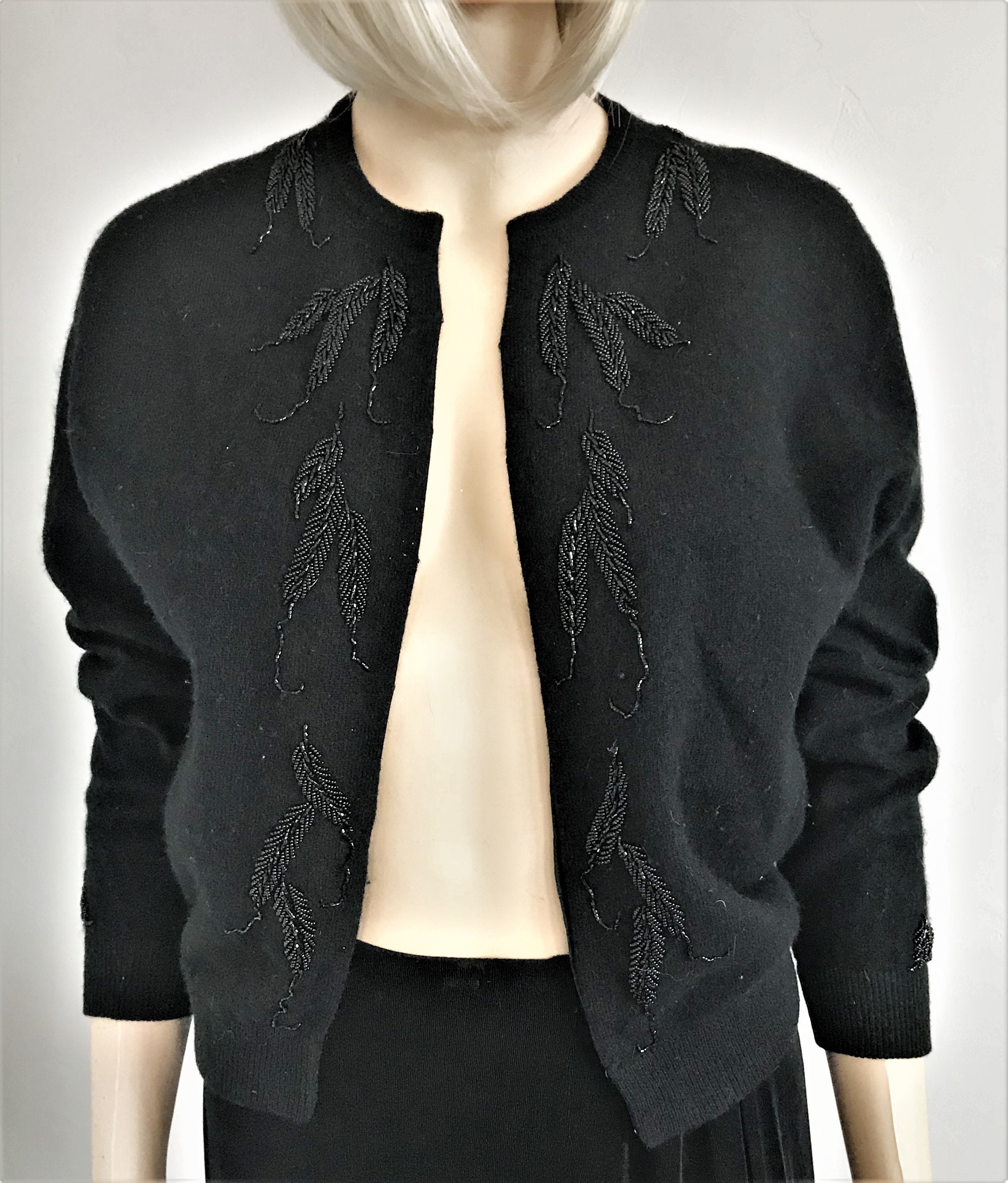 Broadway Vintage Bead Sweater - Etsy Israel