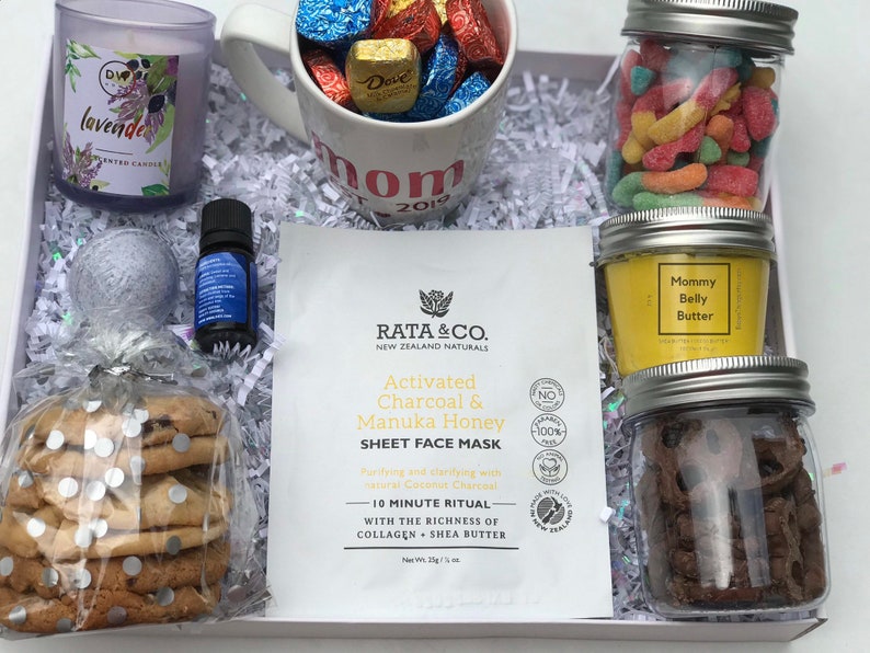 Pregnancy Gift Box Mom To Be Gift New Mom Gift Pregnancy Etsy Pregnancy Gift Box Mom To Be Gift New Mom Gift Pregnancy Etsy
