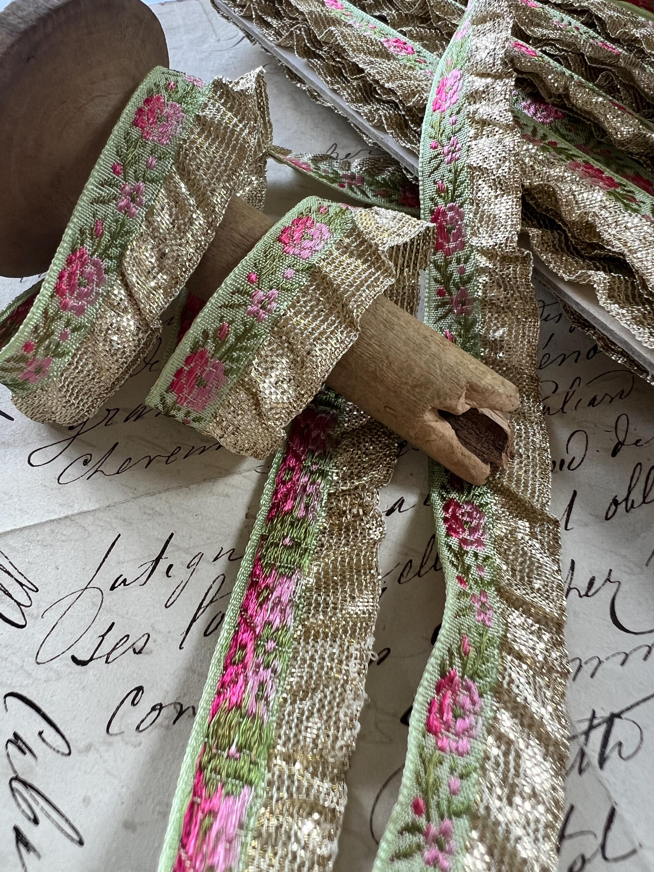 Red Ribbon Ruffle Trim 5/8