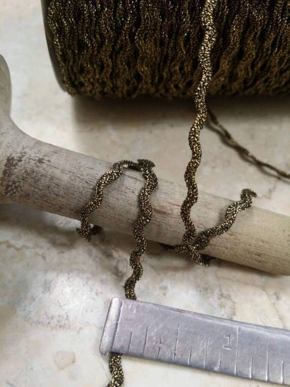 1/8 Vintage METAL Ric Rac Wavy Braid Teim. Gold and - Etsy
