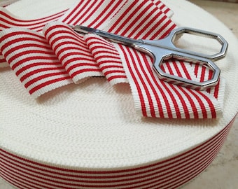 SALE : 1.375" Sawtooth Edge Vintage Stripe Petersham Grosgrain Ribbon Trim in beautiful Red and white (off white) Christmas, Candy Cane, USA