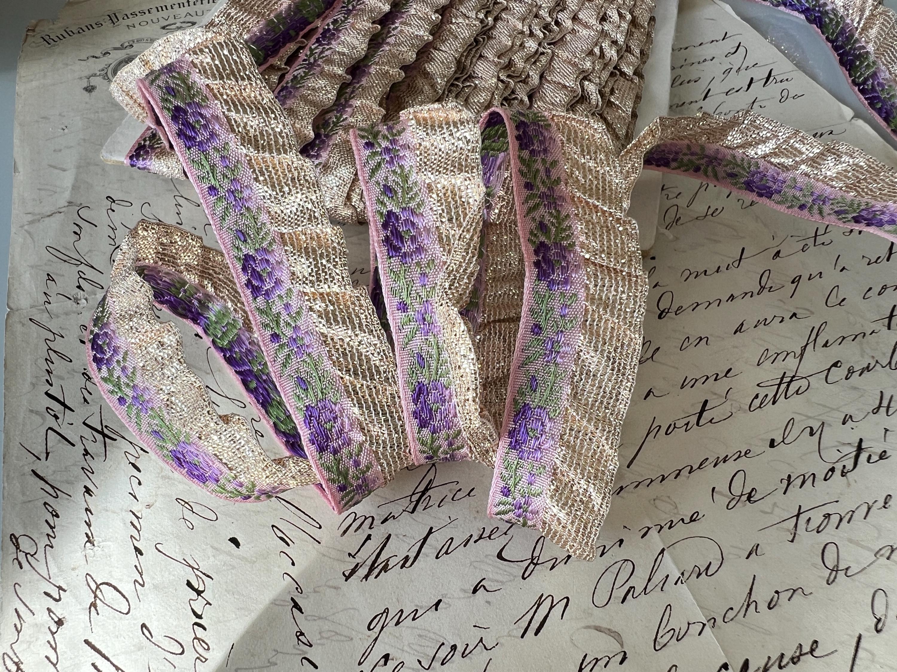 Historial Ruffle Trim 5/8