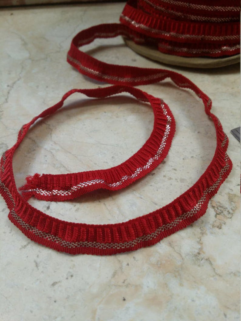 Red Ribbon Ruffle Trim 3/8
