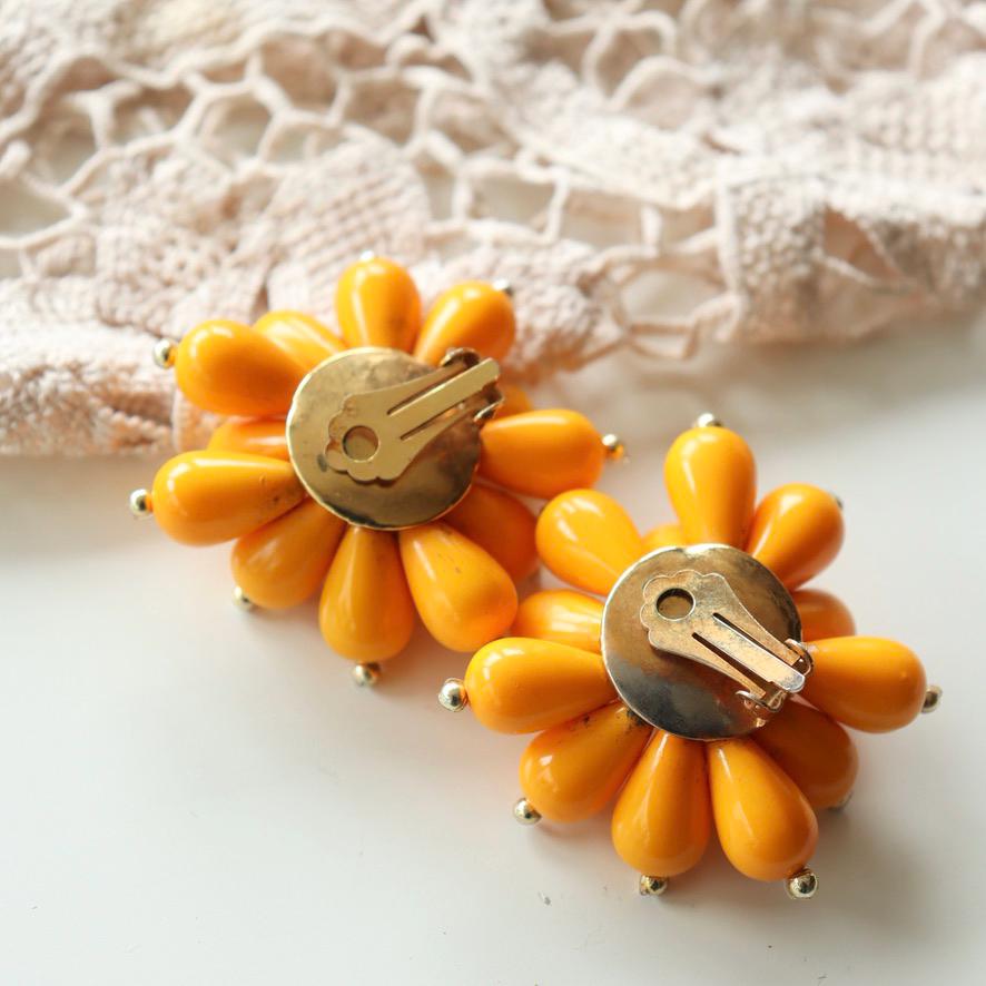 Boucles D'oreilles Clips Vintage En Plastique Orange écailles - Style Années 70
