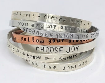 Personalized Custom Names Gift for her Hand stamped Name Cuff Bracelet skinny cuff Silver Aluminum Mothers Bracelet -Hearts