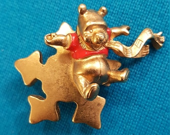 Disney Winnie the Pooh Bear Pin Brooch