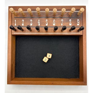 Dice Royale Vintage Wooden Peg and Dice Game Complete by Buzza