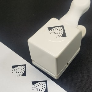 Martha Stewart Crafts Lace Corner Paper Border Punch