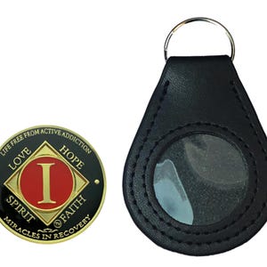 NA 1 Year Chip, Vegan Leather NA Medallion Keychain Holder