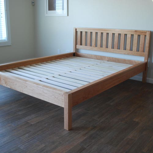Simple Bed Frame With Slatted Headboard, Solid Wood California King Platform Bed