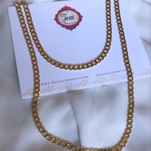 Collier de chaîne de maillon cubain plaqué or 18k