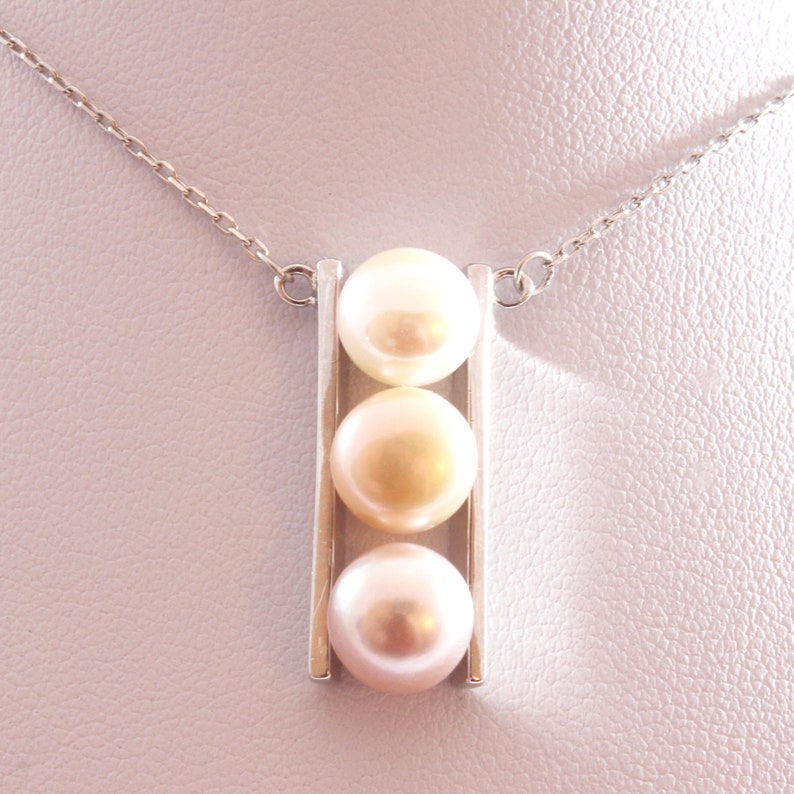 Triple Freshwater Cultured Pearl Pendant Necklace with Sterling Silver 40cm 8.0-8.5mm