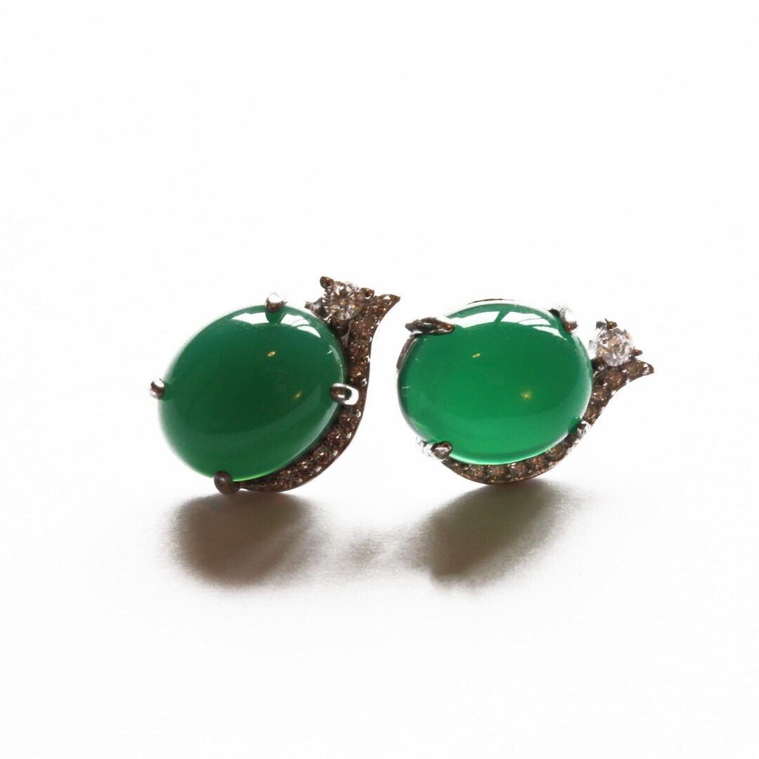 Acquista Orecchini ovali in agata verde naturale da 3*4 mm, in argento sterling 925, design classico, gioielli raffinati da donna. Adatti per l'uso quotidiano. in Italia a partire da 177