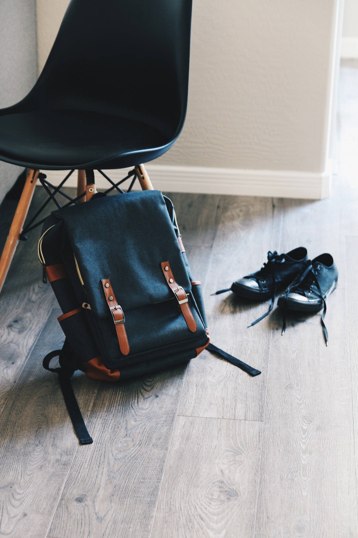 Canvas Leather Travel Backpack Vintage Laptop Rucksack Waterproof Unisex Bag Mens Women's Minimalist Style Work School Tote Camping Backpack image 1