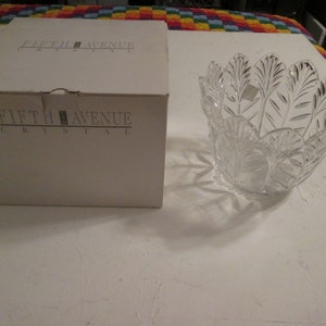 Vintage 2001 Fifth Avenue Crystal Ltd. &quot;Portico&quot; 9 Inch Bowl 24% Lead Crystal Made In Poland Etched Glass Centerpiece Table Bowl Punch Bowl