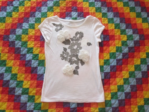 Vintage 90s Floral T-Shirt, Embellished Flower Applique, Petite Small