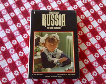 Libro de tapa dura de National Geographic de 1977: Viaje a través de Rusia