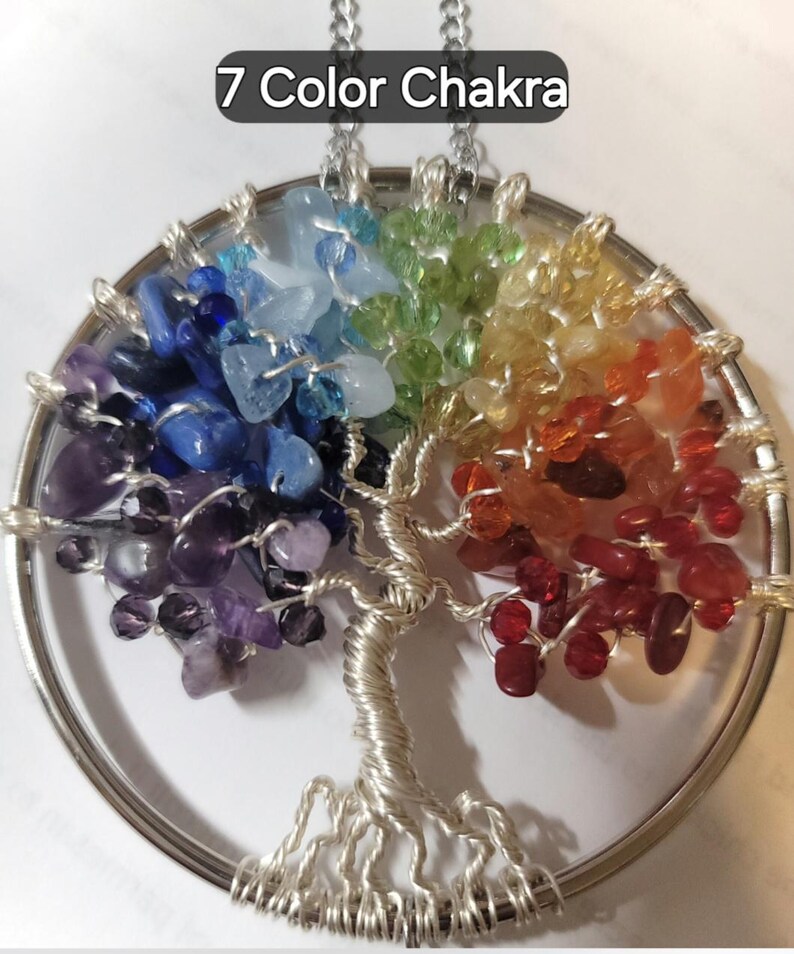 Adorno colgante para espejo retrovisor con diseño del Árbol de la Vida, hecho a medida con piedras preciosas naturales y cristales. imagen 5
