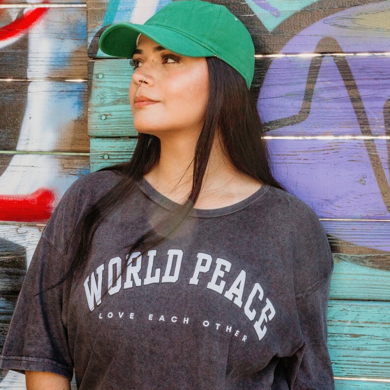 World Peace Vintage Tee Wear The Peace Short Sleeves Vintage Black S