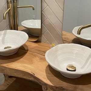 Artisanal basin, French manufacturing