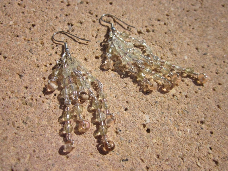 Boucles déferlantes vertes et roses pâle-discrettes image 2