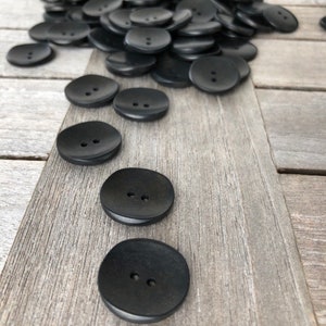 10 Stück echte Steinnuss Knöpfe schwarz 2Loch in 15mm, 17mm, 23mm oder 25mm Bild 1