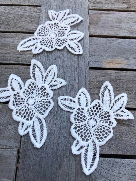 3 Stück weiß Blume Spitze Applikation Aufnäher Patch zum Aufnähen 15cm x 12cm