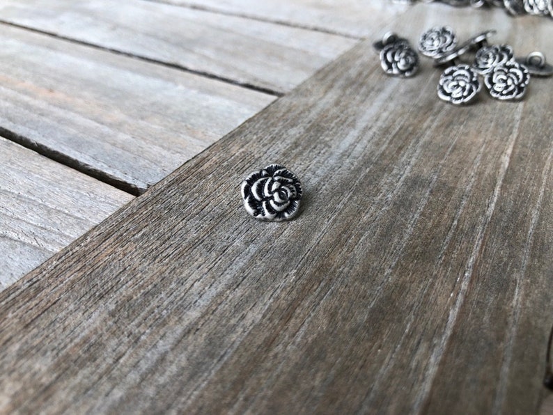 10 Stück Rose Knöpfe altsilber aus Metall Blume Motiv 12 mm bild 5