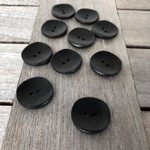 10 Stück echte Steinnuss Knöpfe schwarz 2Loch in 15mm, 17mm, 23mm oder 25mm Bild 3