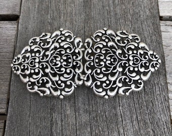 fabelhafte hell altsilber matt mittelgrosse Trachtenschliesse für Dirndl Tracht 70mm x 35mm (1 Stück)