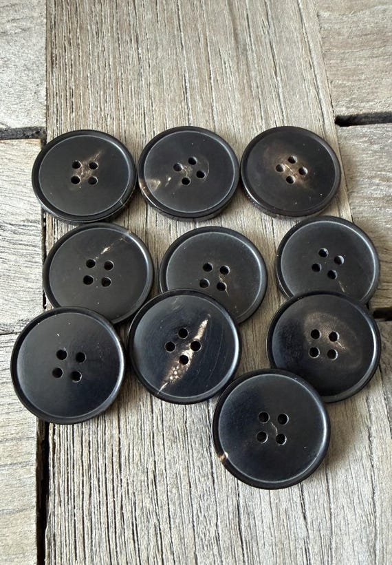 10 Stück matt echt Horn Knöpfe schwarz braun flach 4Loch in  15mm, 20mm, 22mm oder 25mm mit schmalem Rand