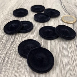 10 Stück schwarz Kunststoff Knöpfe wie Samt 2 Loch 27mm