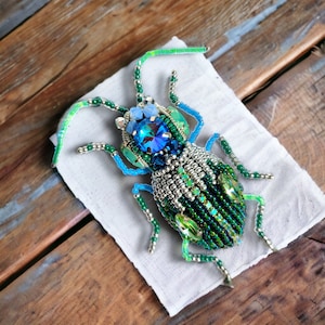 Blue green beetle bug brooch pin Insect jewelry Unique jewelry Brooches for women Embroidery brooch pin Beaded insect brooch Insect jewelry