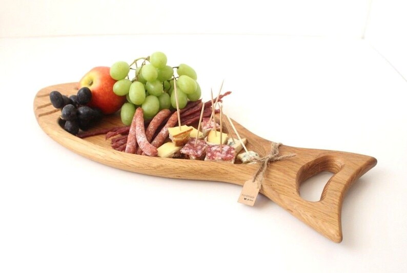 New HANDMADE Wood Oak French Country Wooden Serving Starter Plate Cutting Board FISH