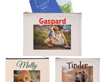 Customizable pet health record booklet for dogs and cats with photo and name, 28x20cm.