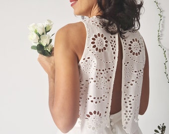 Crop top de mariée dos-nu en broderie anglaise, haut pour robe de mariée deux pièces, création française sur mesure