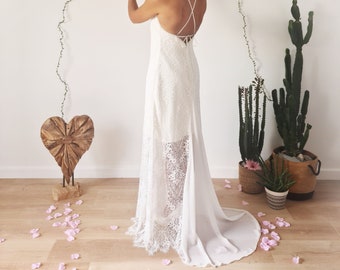 Robe de mariée bohème, robe de mariée romantique en dentelle et mousseline, robe de mariée avec traîne ivoire, Daeneris