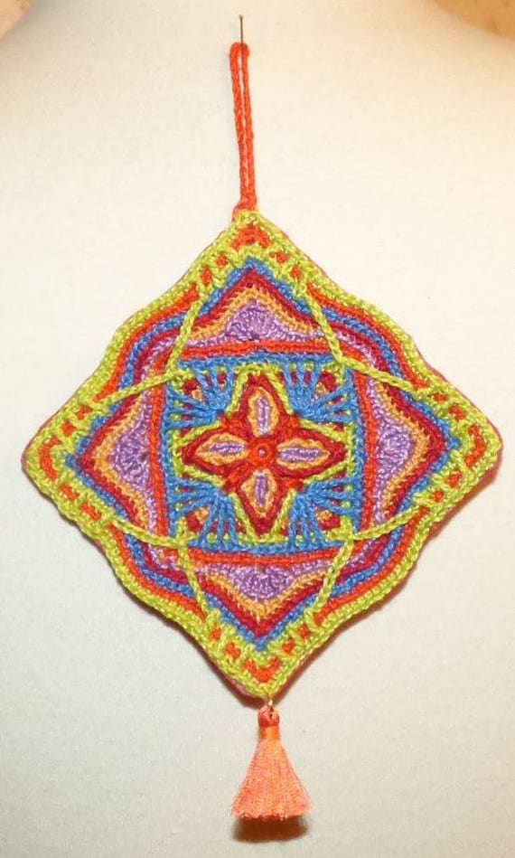 carré mandala en crochet overlay pour déco de mur de sac ...