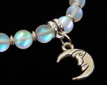 Schillernder Mondstein Mann im Mond Charm Armband oder Fußkettchen