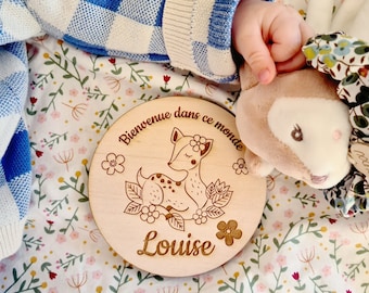 Carte en bois personnalisée / souvenir naissance bienvenue bébé biche / cadeau fait main original / cartes étapes bebe/faire part naissance