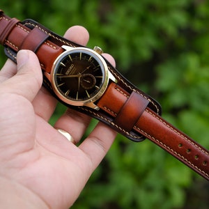 watch strap, vegetable-tanned leather watch band in patina. Size and color can be customized