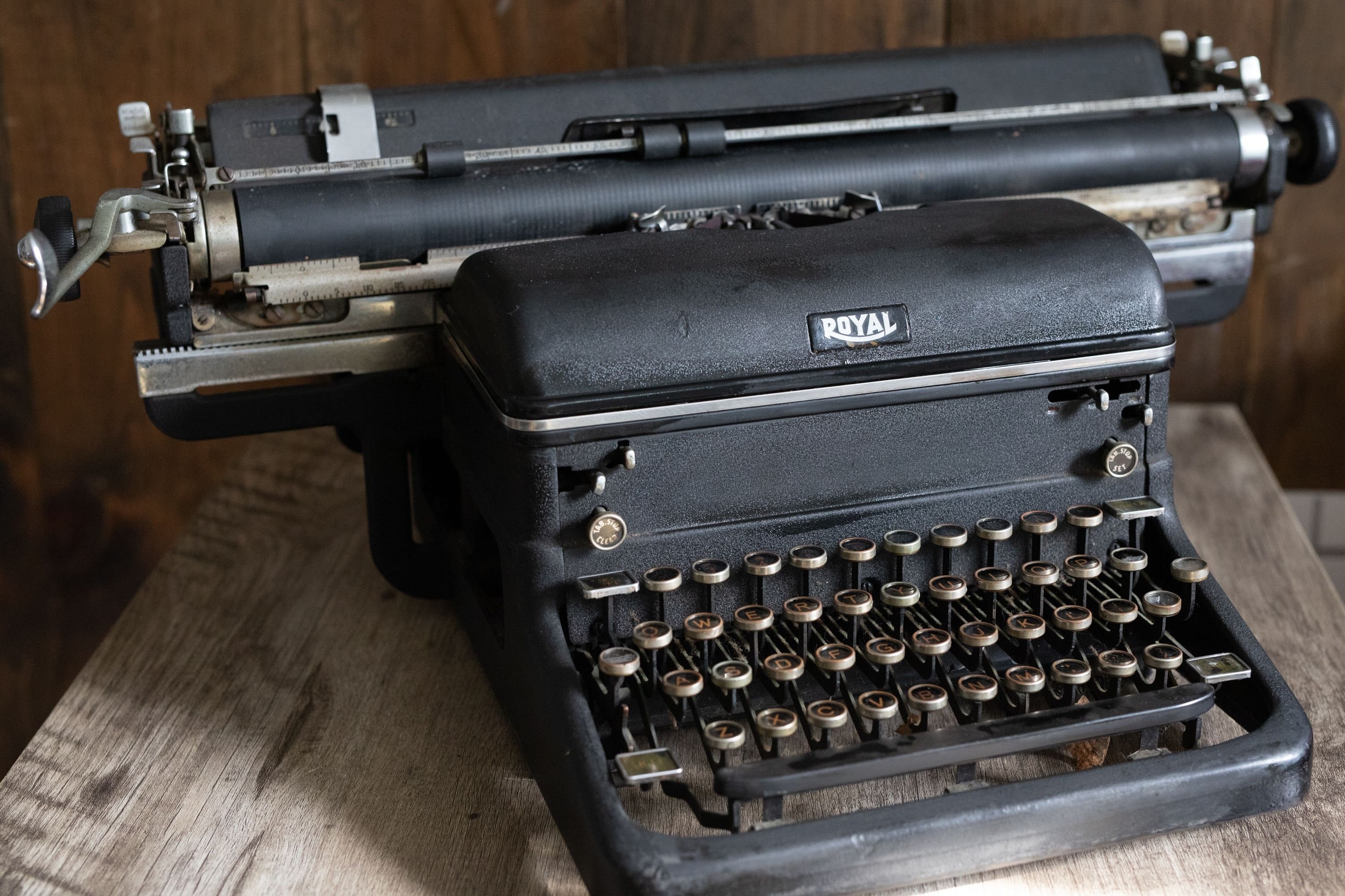 レストラン アメリカ アンティーク Typewriter（Royal ） ホテル