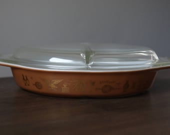 Vintage Pyrex 063 Divided Dish Early American with Lid