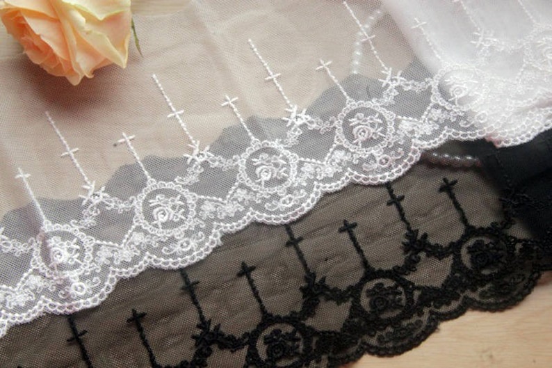 Galons à broder Rubans tulle dentelles brodé 12cm 4.7in Noir Blanc cassé Victorian embroidery cross lace trims tulle ribbons x1yrd LXGB17 image 3