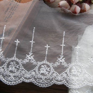 Galons à broder Rubans tulle dentelles brodé 12cm 4.7in Noir Blanc cassé Victorian embroidery cross lace trims tulle ribbons x1yrd LXGB17 image 1