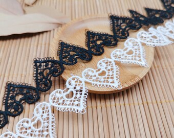 2yrds Saint Valentin Galons dentelles rubans broderie coeurs 2.7cm Blanc Noir Embroidery valentine necklace trims hearts lace trims LB664