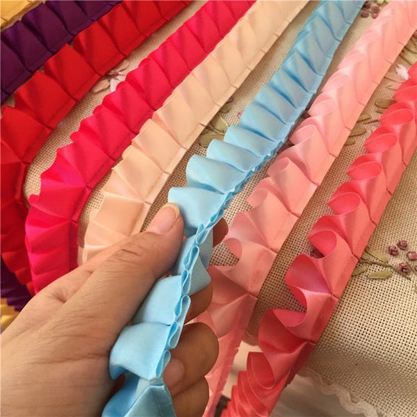 ON sale DIY pleated satin ribbons,box pleat,ruffled satin lace trims,2.5cm 1",single edged,satin pleats, x1 yard BYDC059