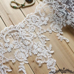 Off white 29cm 11.4" Bridal Dress Lace Trimmings Floral Embroidery Alencon Lace Trims Prom Dress Lace Broderie Anglaise Supplies LL92