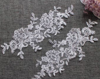 Sequins Alencon Lace Appliques Embroidered Symmetrical Venice Lace Appliques Venise Appliques Bridal Dress Patches Headpiece Off-white LL266